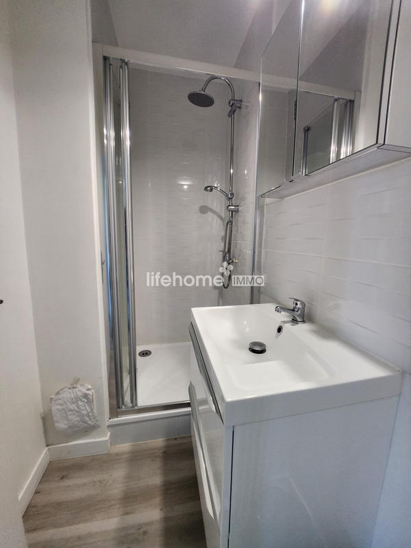 Appartement - 96 m² - 5 pièces