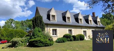 Propriété - 327 m² - 11 pièces