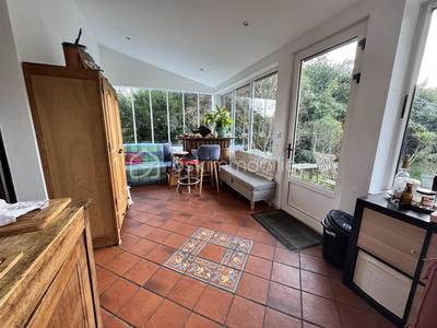 Pavillon - 140 m² - 7 pièces