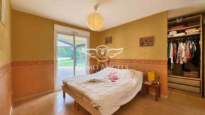 Maison - 140 m² - 6 pièces