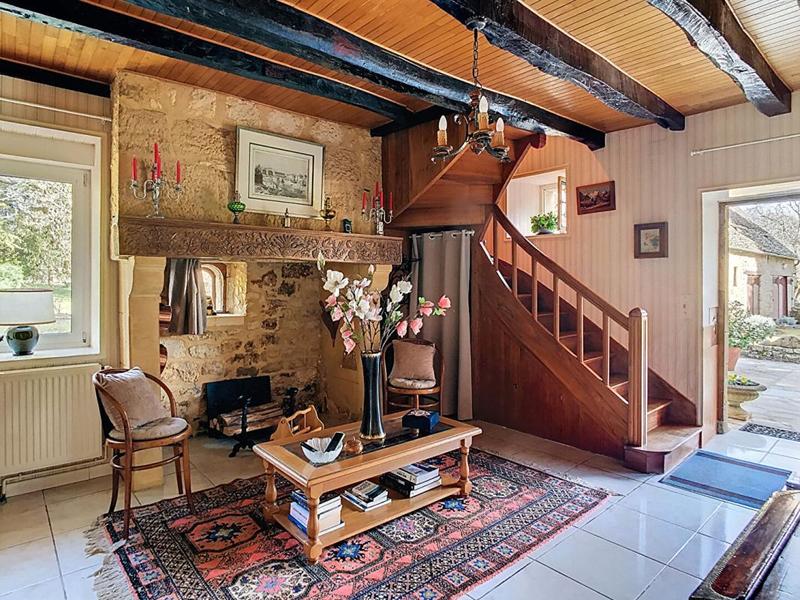 Propriété - 245 m² - 10 pièces