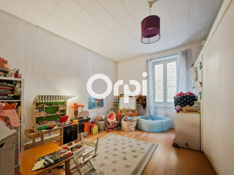 Appartement - 87 m² - 4 pièces