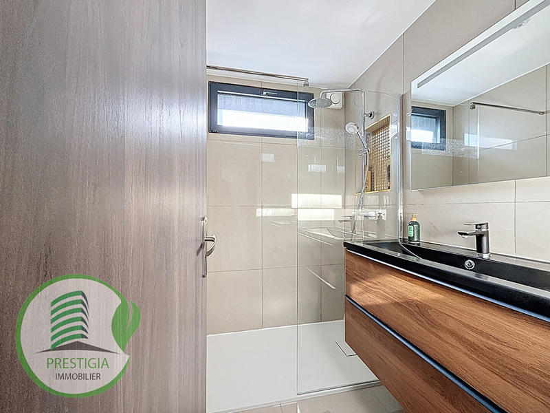 Appartement - 70 m² - 4 pièces