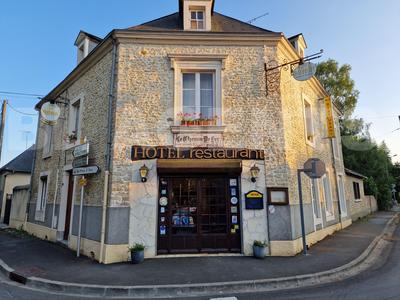 Maison - 220 m² - 13 pièces