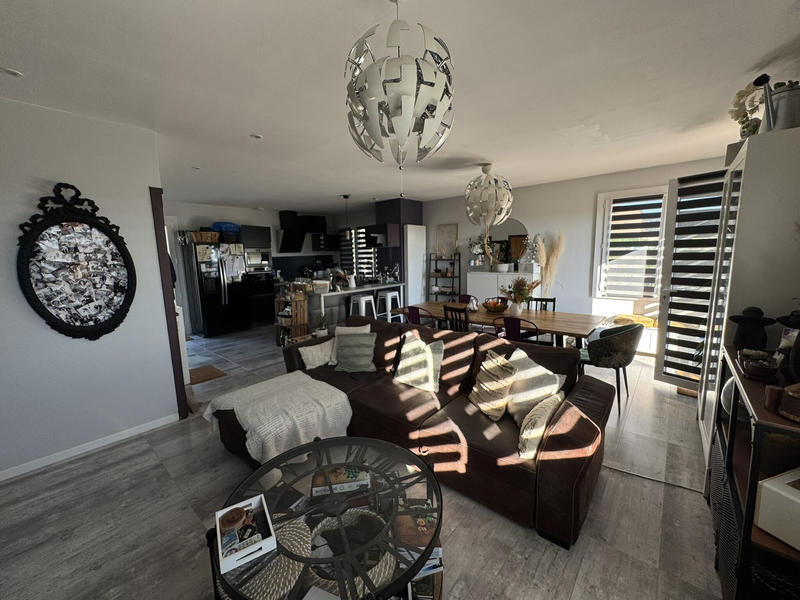 Maison - 95 m² - 4 pièces