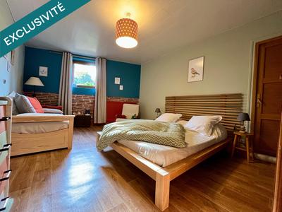 Maison - 329 m² - 14 pièces