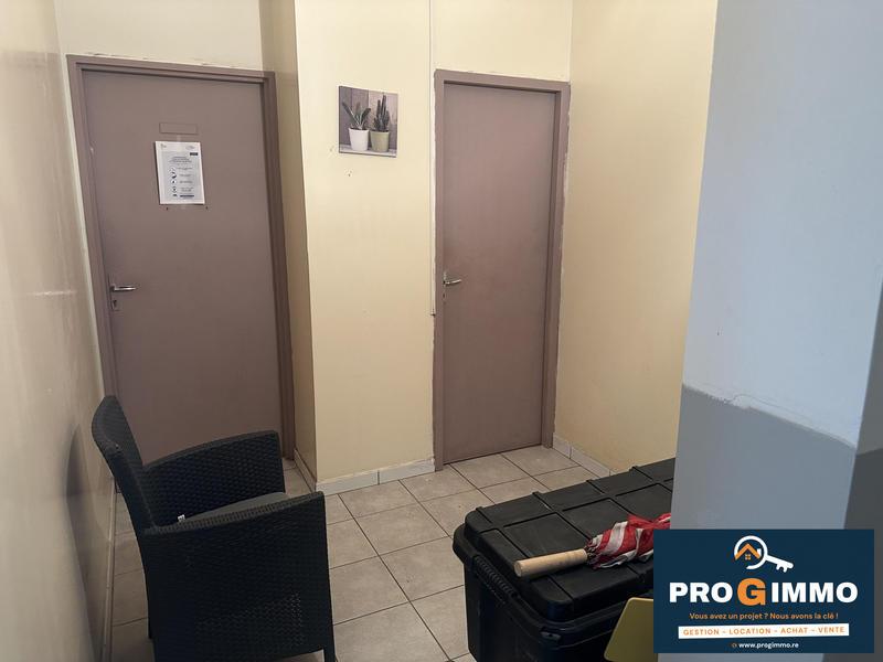 Local commercial - 84 m² - 5 pièces