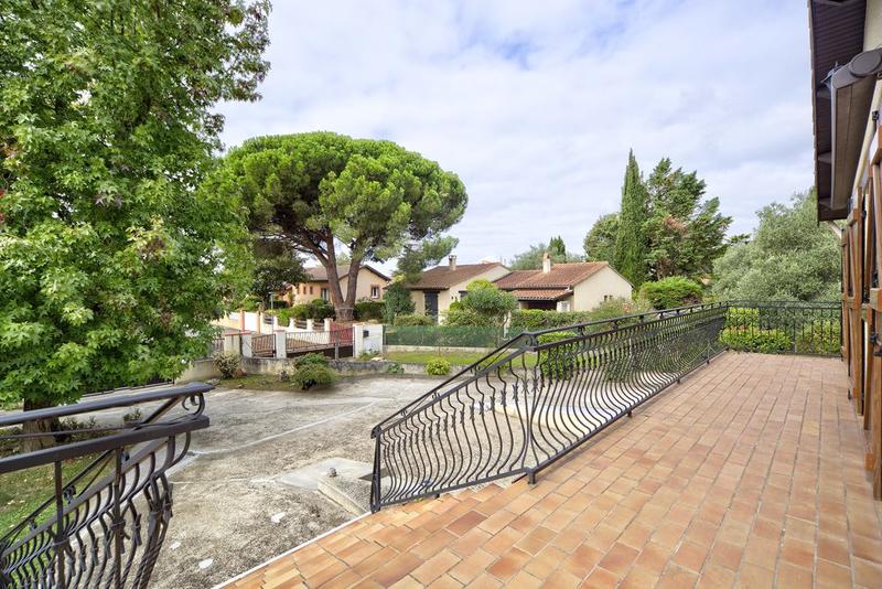 Villa - 210 m² - 10 pièces