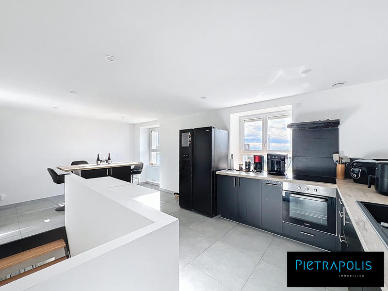 Maison ancienne - 200 m² - 5 pièces