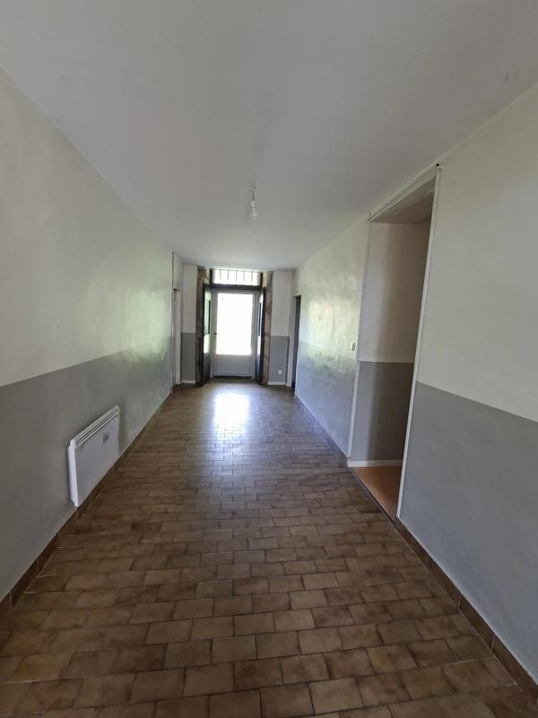 Maison - 113 m² - 9 pièces