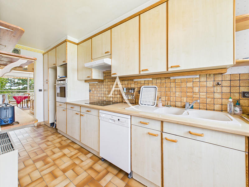 Appartement - 161 m² - 5 pièces