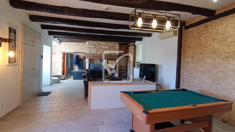 Maison - 195 m² - 6 pièces