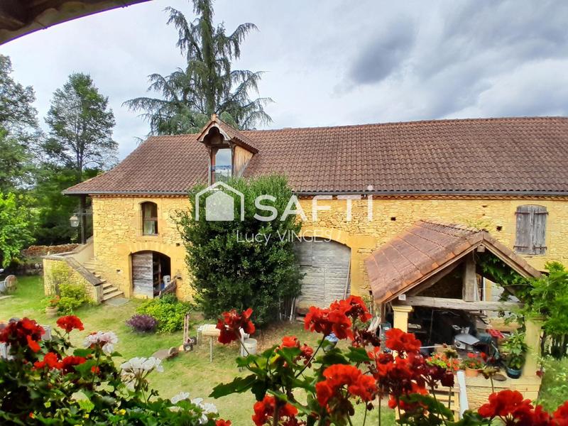 Propriété - 282 m² - 12 pièces