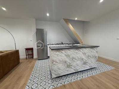 Maison de ville - 105 m² - 6 pièces