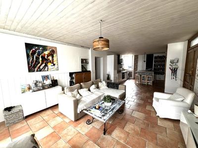 Appartement - 88 m² - 5 pièces