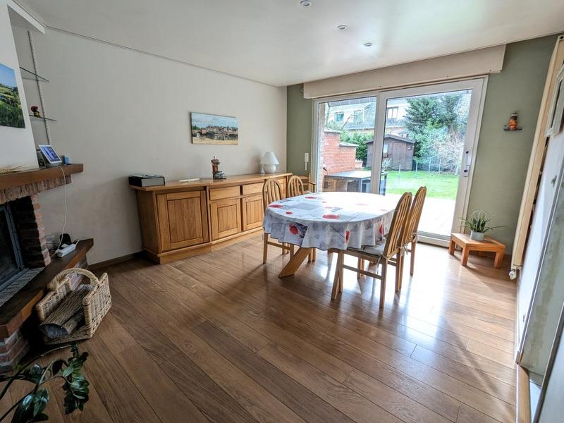 Maison - 94 m² - 5 pièces