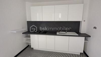 Maison de village - 100 m² - 7 pièces