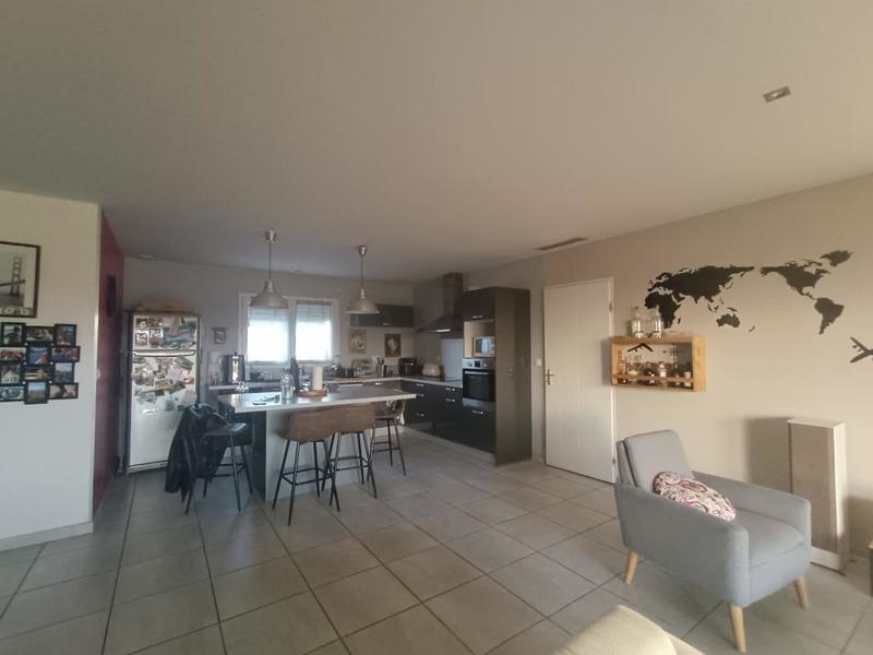 Maison - 140 m² - 5 pièces