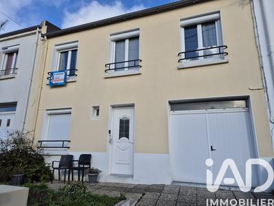 Maison - 83 m² - 5 pièces