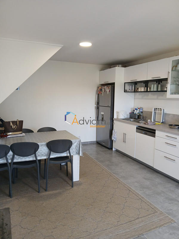 Maison - 106 m² - 6 pièces