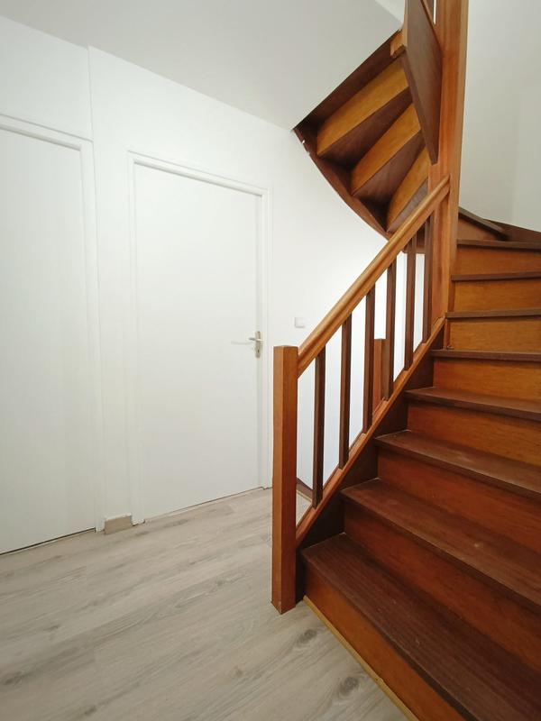 Maison - 113 m² - 6 pièces