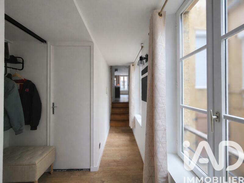 Appartement - 93 m² - 4 pièces