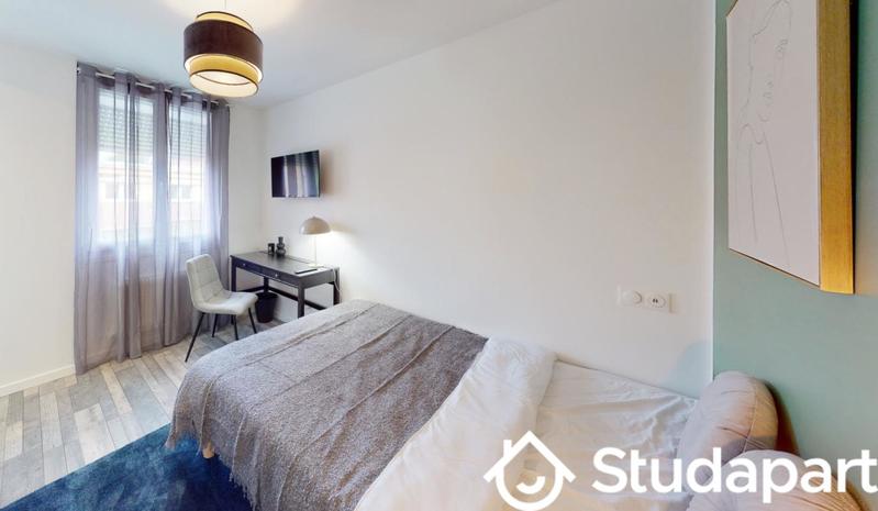 Chambre - 12 m² - 1 pièce