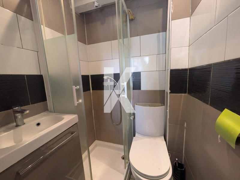 Maison - 145 m² - 9 pièces