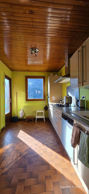 Maison - 267 m² - 7 pièces