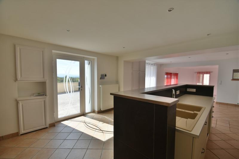 Maison - 158 m² - 6 pièces