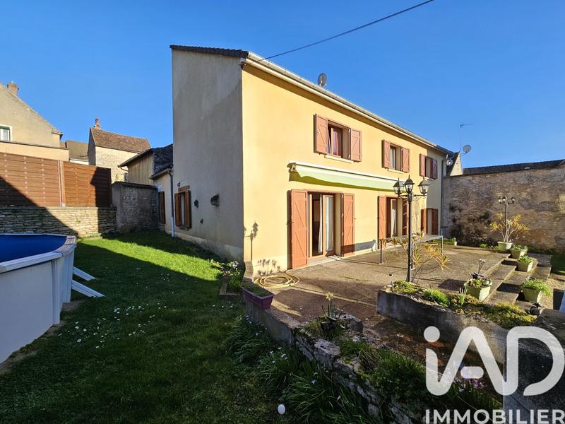 Maison de village - 193 m² - 6 pièces
