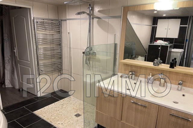 Maison - 95 m² - 4 pièces