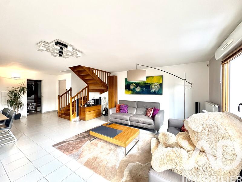 Appartement - 109 m² - 5 pièces