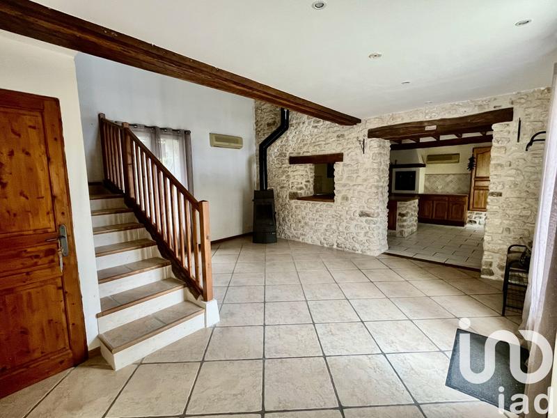 Maison - 215 m² - 6 pièces