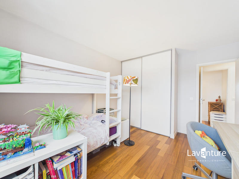 Appartement - 75 m² - 4 pièces