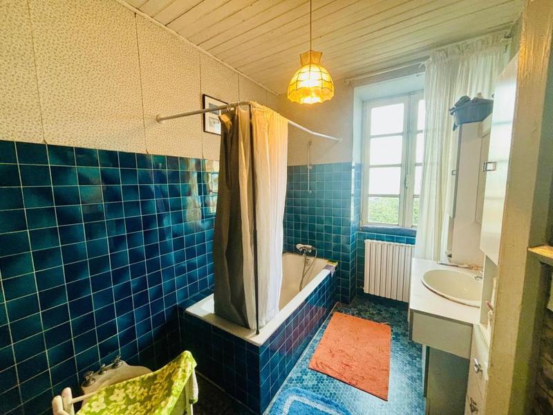 Maison en pierre - 152 m² - 7 pièces