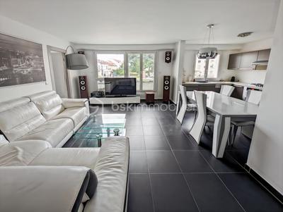 Appartement - 87 m² - 4 pièces