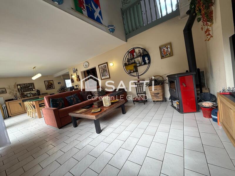 Maison - 110 m² - 5 pièces