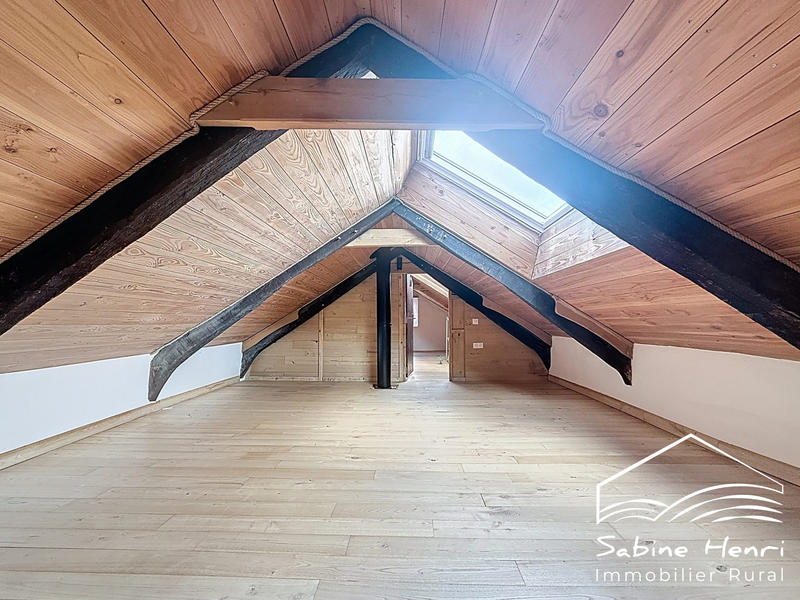 Maison ancienne - 111 m² - 3 pièces