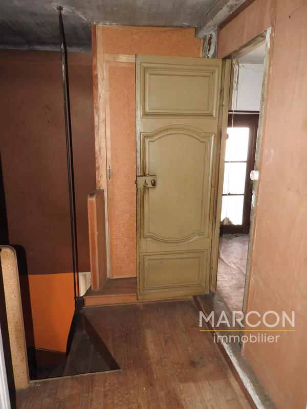 Immeuble - 103 m² - 5 pièces