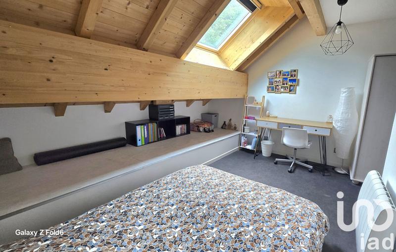 Maison - 205 m² - 8 pièces