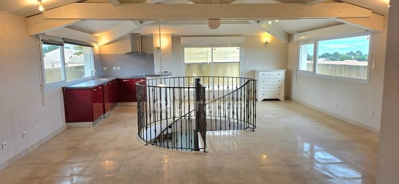 Appartement - 150 m² - 5 pièces