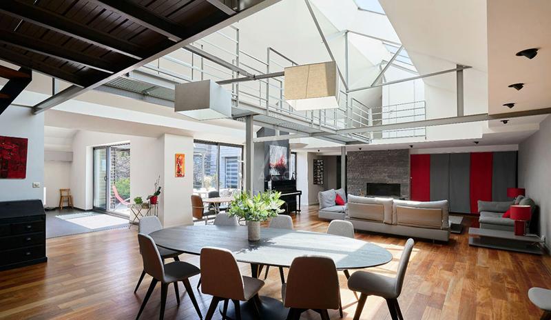 Maison - 286 m² - 8 pièces