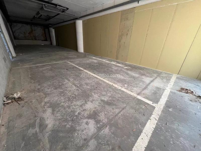 Parking / Garage - 119 m²