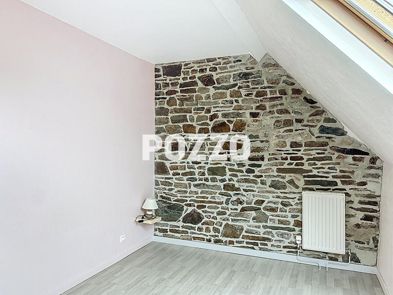 Maison - 250 m² - 5 pièces