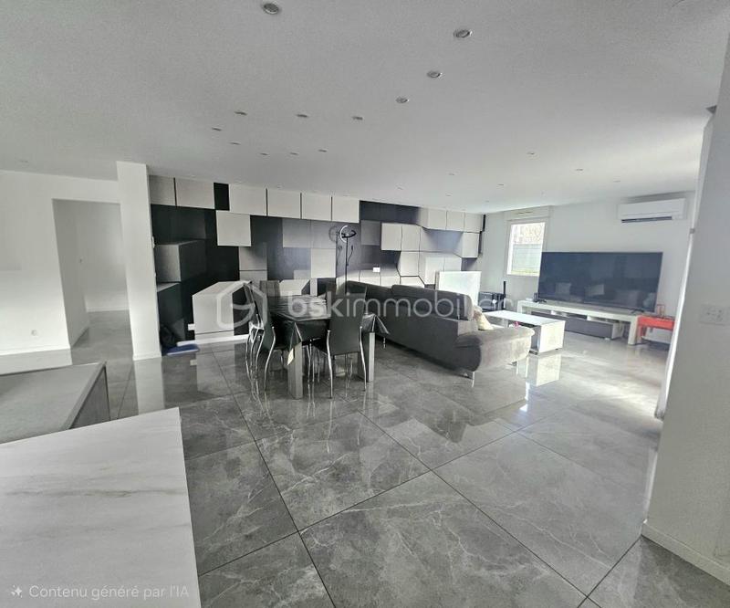 Appartement - 125 m² - 5 pièces