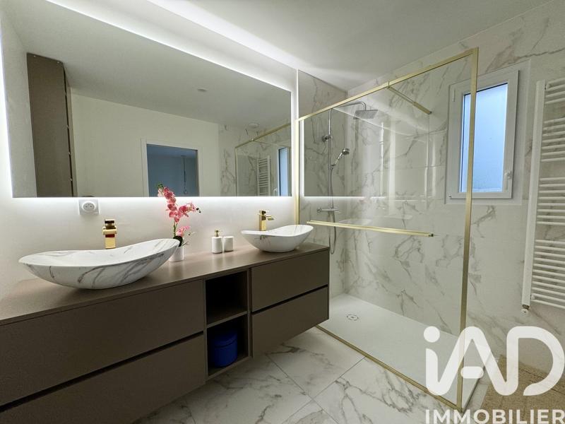 Maison - 142 m² - 6 pièces