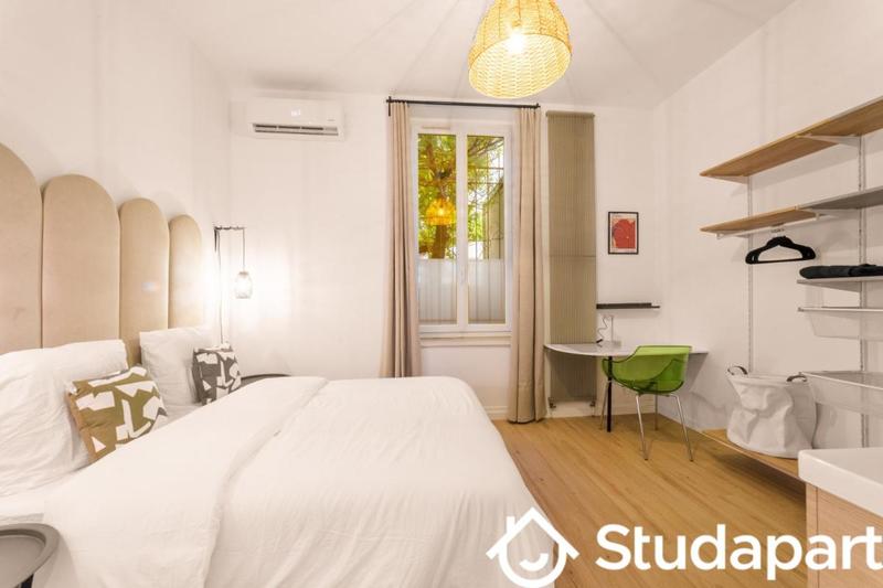 Chambre - 10 m² - 1 pièce