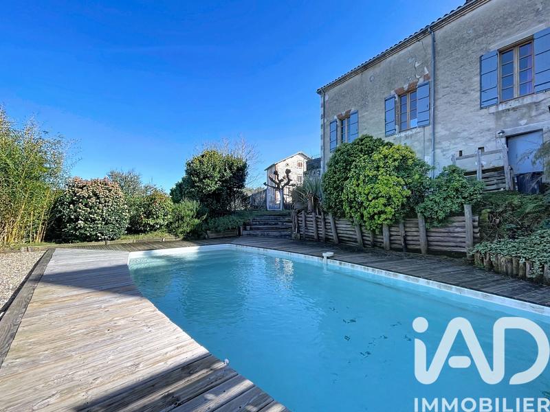 Maison - 190 m² - 7 pièces