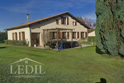 Maison - 170 m² - 7 pièces